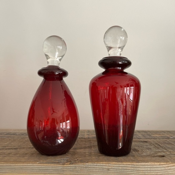 Ruby red blown glass perfume bottles set 2 - Picture 1 of 7